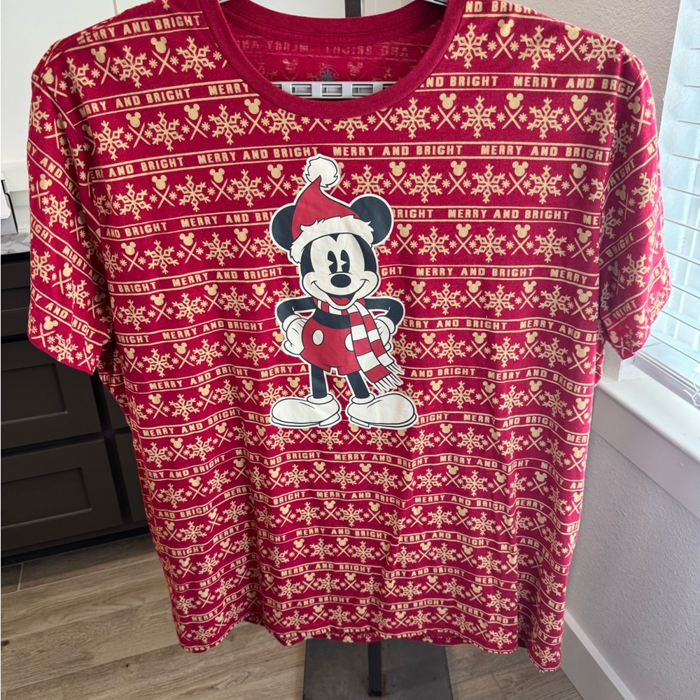 Disney Men's Mickey Mouse Santa Christmas Merry and Bright Shirt - Size 3XL